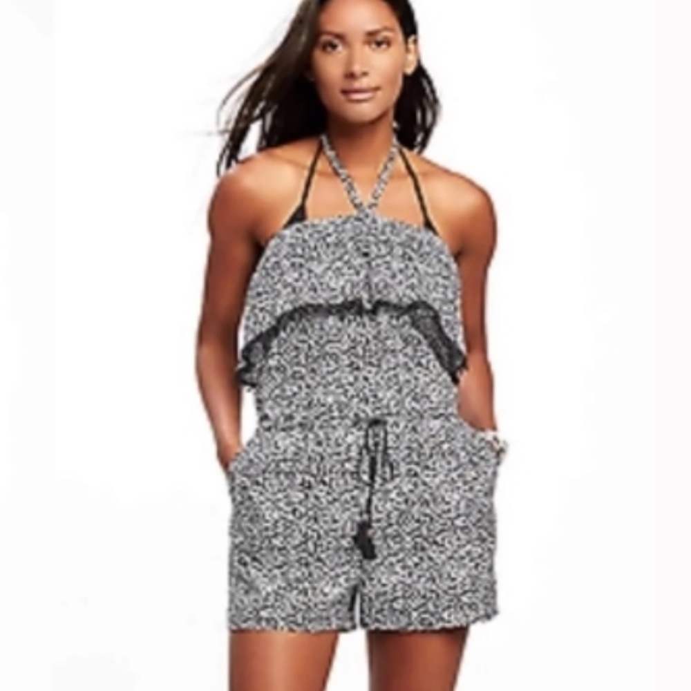 Women's Old Navy Short's Halter Romper / Jumper  Swim Cover Up with Pock…